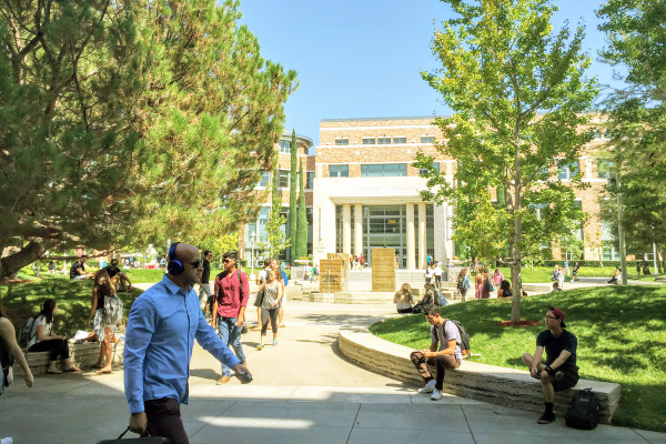 Students at Chapman University enjoy the perfect Californian weather outside Leatherby Libraries.