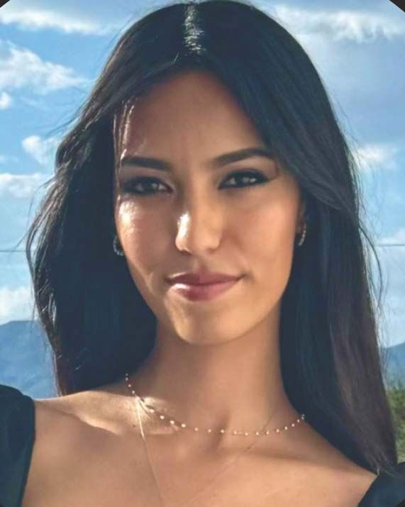 Roxanne Aguilera '25 Roxanne Aguilera '25