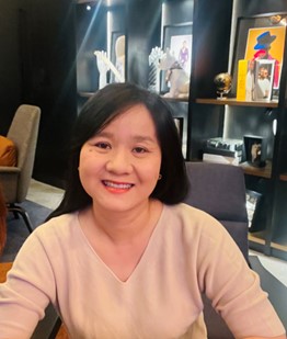 Photo of Prof. Uyen Phan