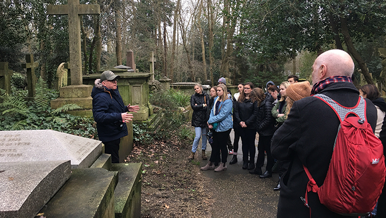Class on Tour in London Cemetery